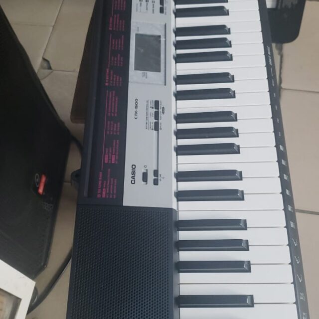 Cleanly USA Used Casio CTK-1500 61-Key Portable Keyboard